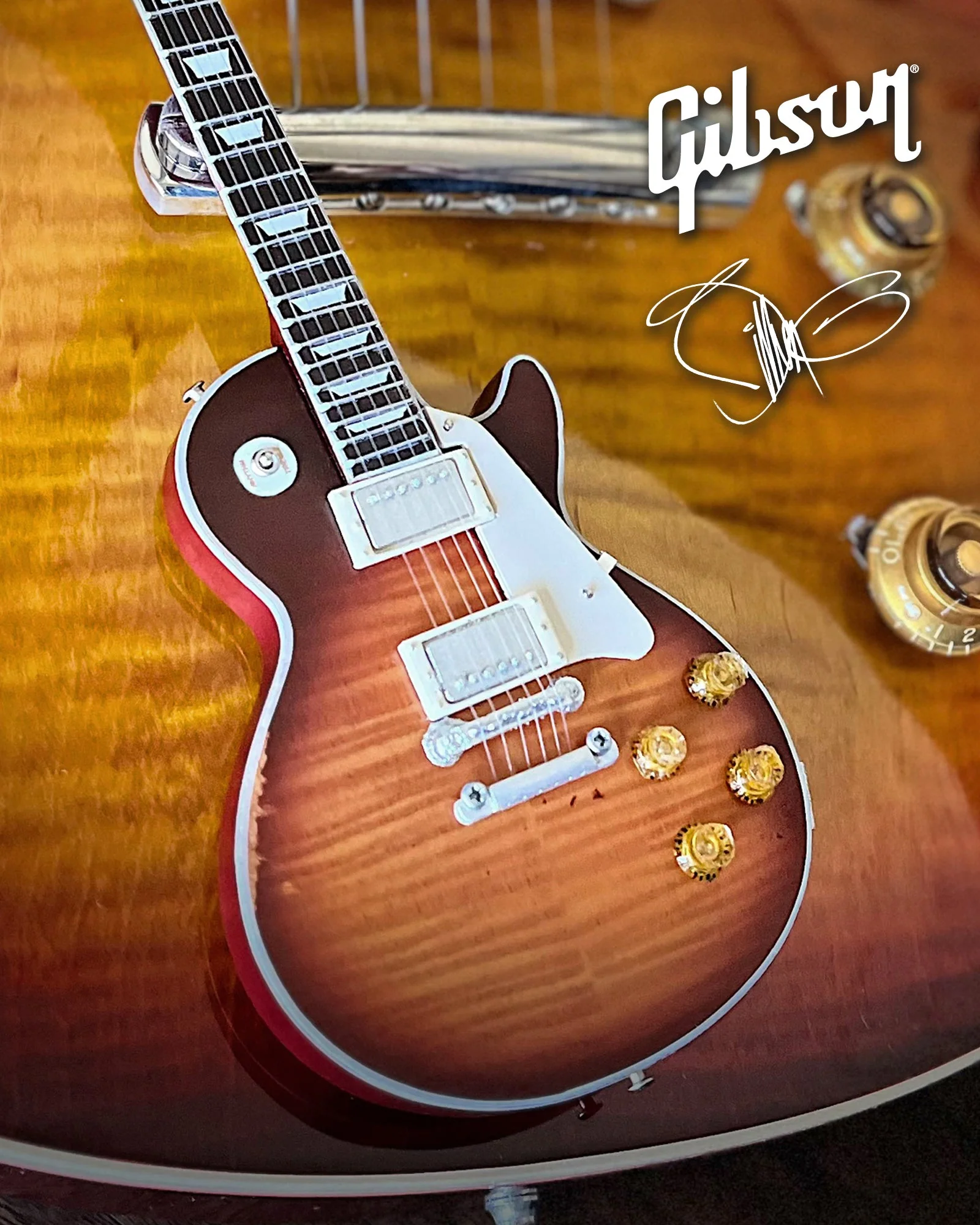 BILLY F GIBBONS AGED "PEARLY GATES" GIBSON LES PAUL MINI GUITAR MODEL - Image 2