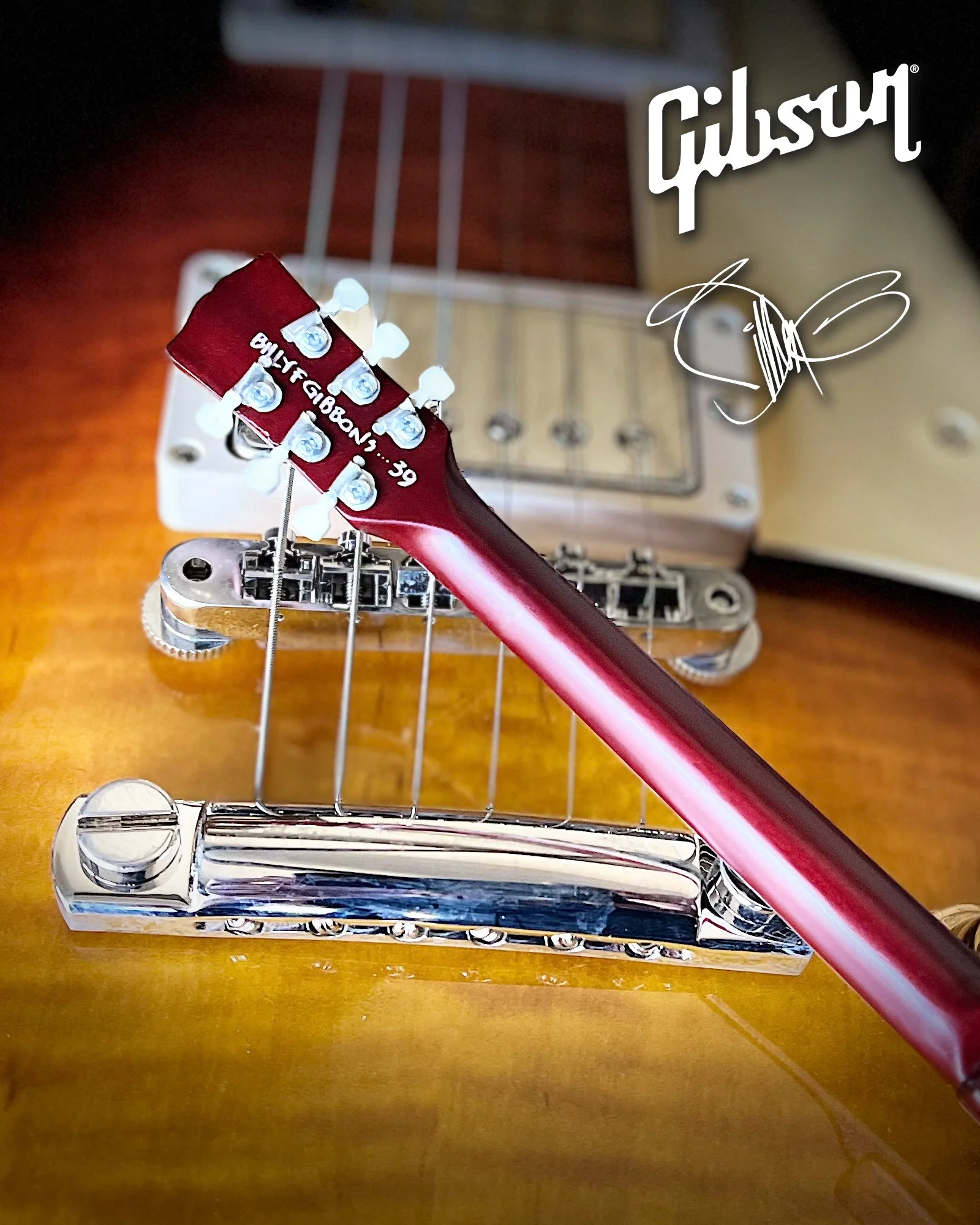 BILLY F GIBBONS AGED "PEARLY GATES" GIBSON LES PAUL MINI GUITAR MODEL - Image 3