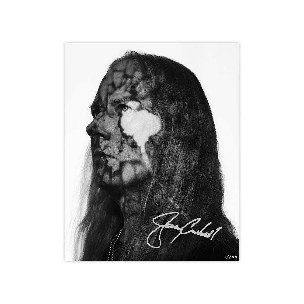 JERRY CANTRELL X REVOLVER BUNDLE - REVOLVER FALL 2024 ISSUE IN NUMBERED SLIPCASE W/ SIGNED 8"X10" &'I WANT BLOOD' 2LP - EXCLUSIVE - LTD. 500 - CLEAR/RED/WHITE/SPLATTER - Image 3