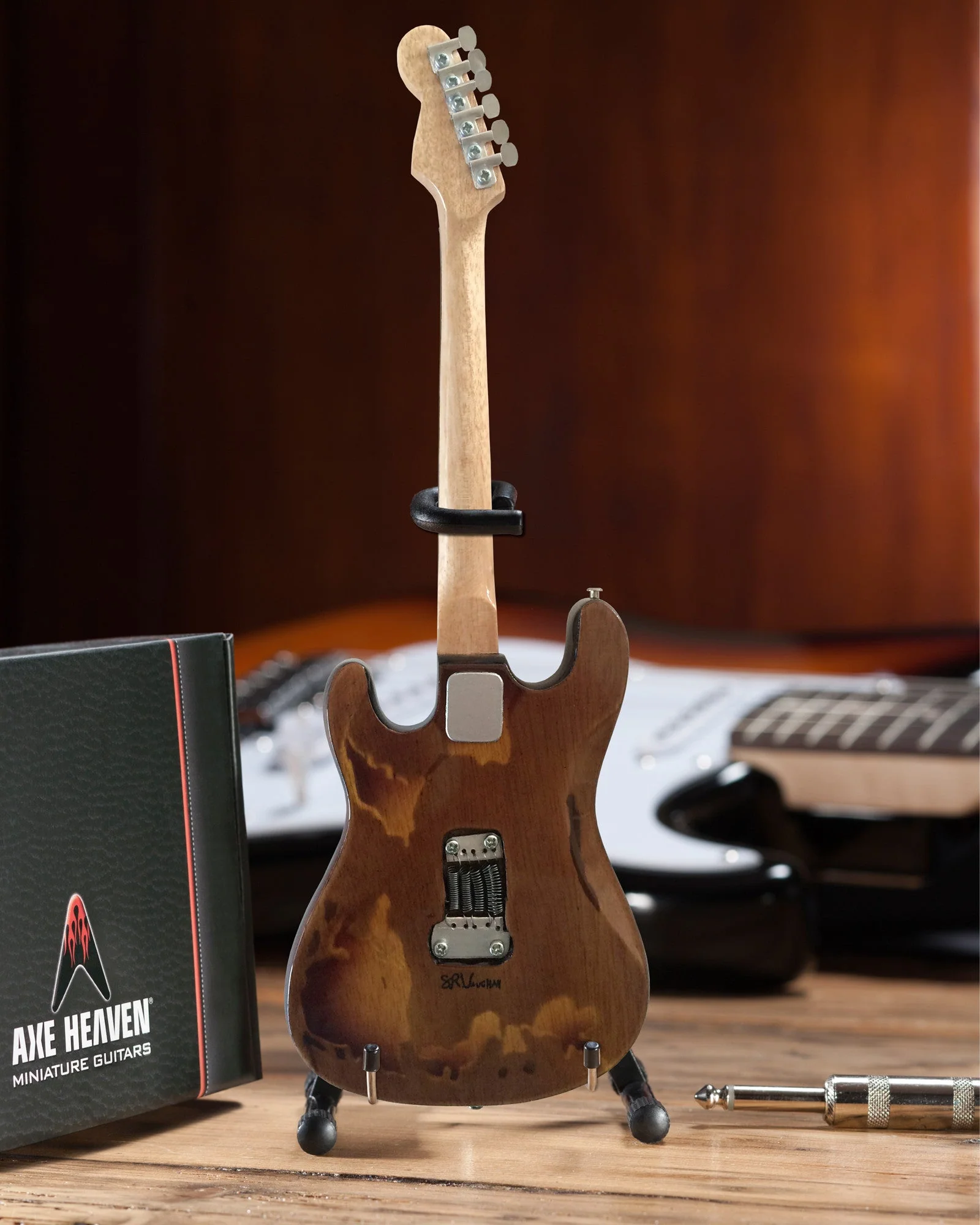 OFFICIAL STEVIE RAY VAUGHAN DISTRESSED SRV CUSTOM MINI FENDER' STRAT' GUITAR REPLICA - Image 2