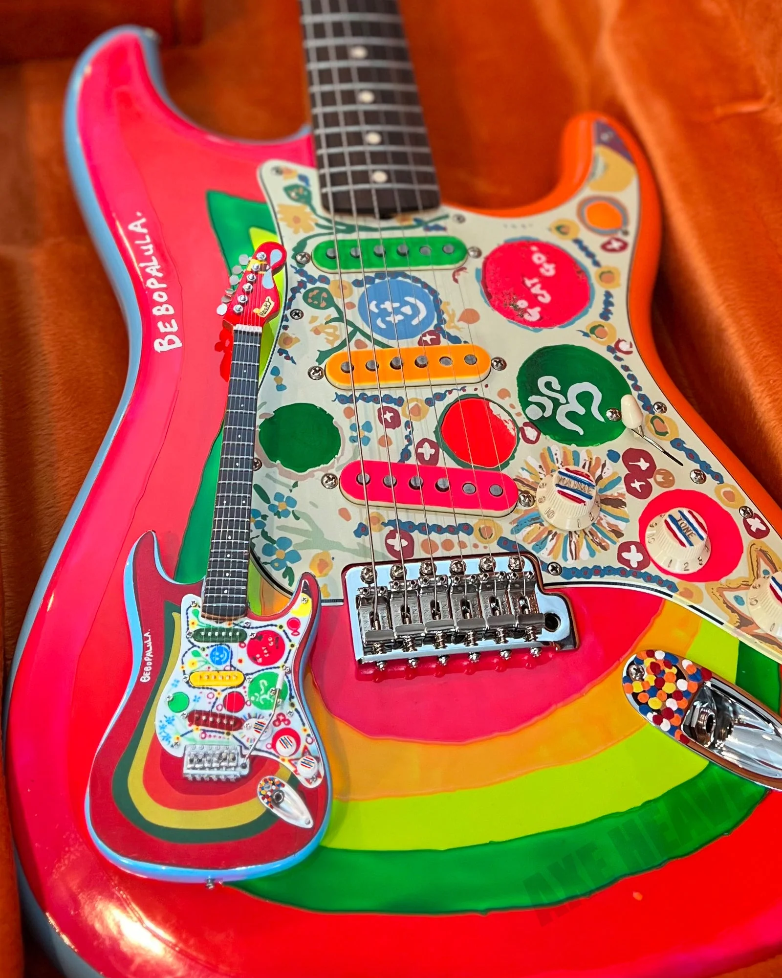 OFFICIALLY LICENSED GEORGE HARRISON FENDER' STRAT' ROCKY MINI GUITAR REPLICA - FAB FOUR