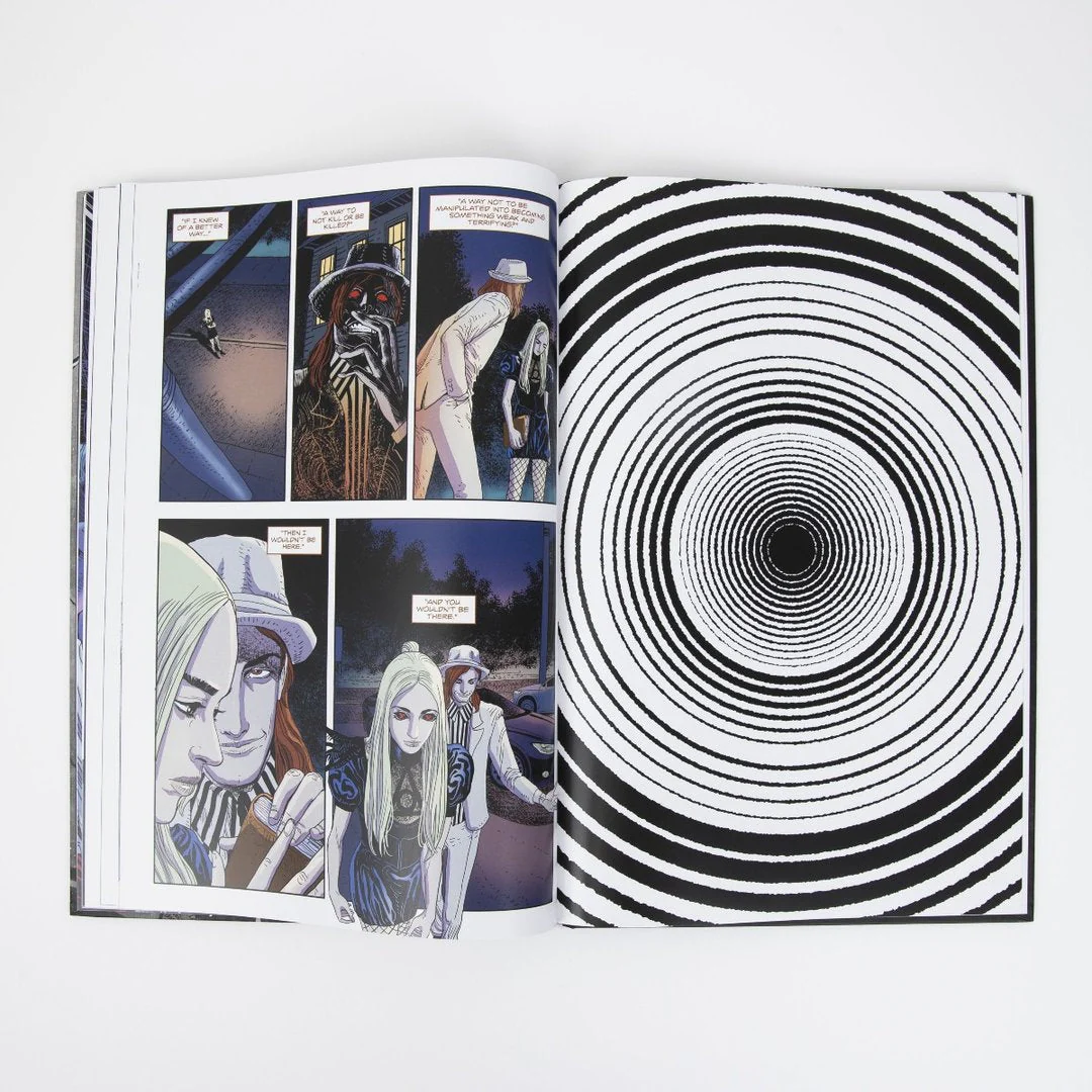 POPPY: INFERNO GRAPHIC NOVEL DELUXE EDITION WITH LP - Image 3