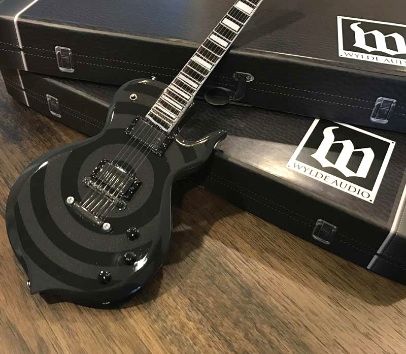 ZAKK WYLDE ODIN BLACKOUT BULLSEYE MINI GUITAR - WYLDE AUDIO REPLICA COLLECTIBLE BY AXE HEAVEN' - Image 2