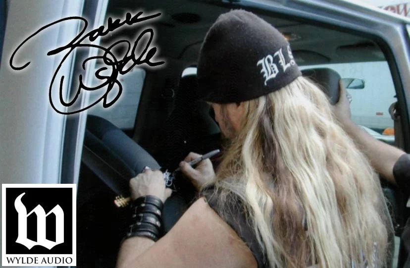 ZAKK WYLDE SIGNED HEATHEN GRAIL MINI GUITAR - WYLDE AUDIO REPLICA COLLECTIBLE BY AXE HEAVEN' - Image 4